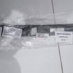 FRISO DA MALA NOVO/ORIGINAL COROLLA 12/14
